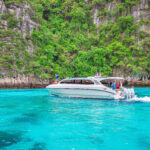 How Many People Can Fit on a Boat: Understanding Boat Size and Capacity